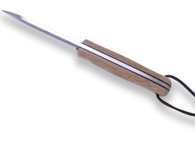 COUTEAU DE BUSHCRAFT ET DE CHASSE...